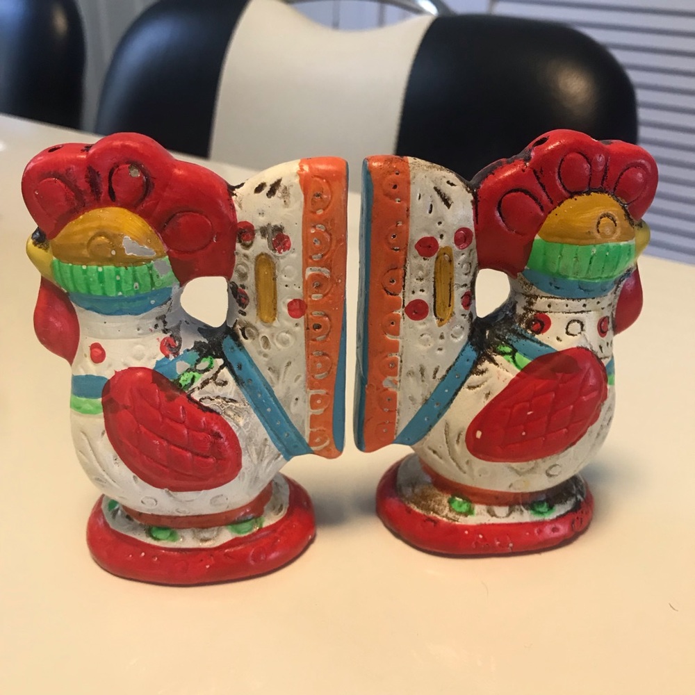 Vintage rooster salt and pepper shakers - Picture 3 of 6